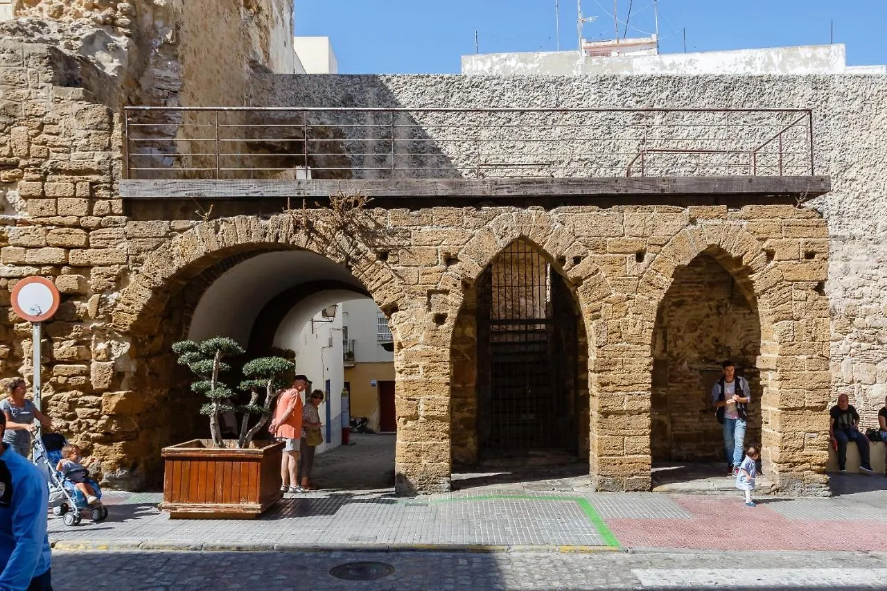 Serenissima Apartment By Cadiz4Rentals 0*, كاديز