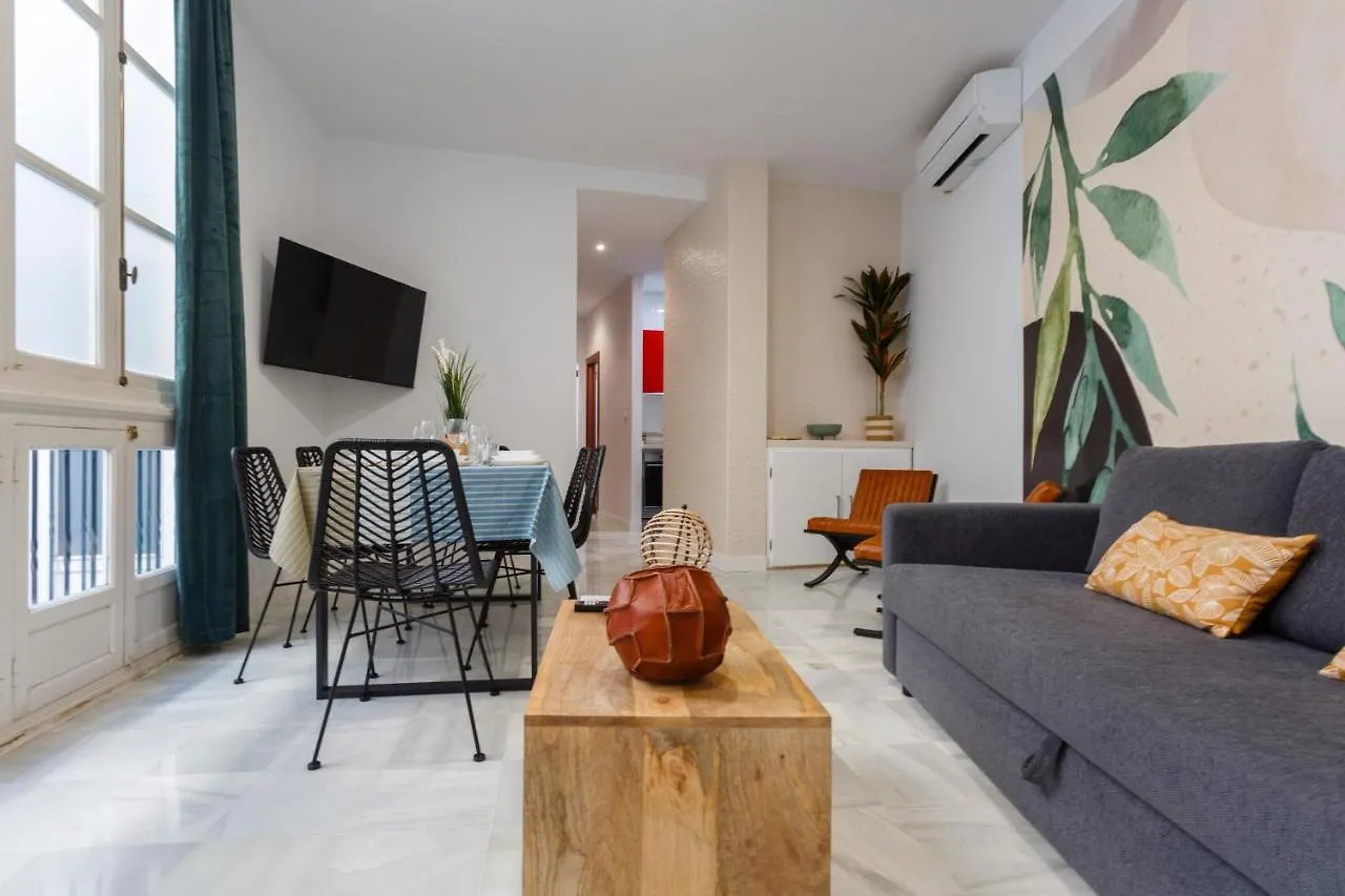 Serenissima Apartment By Cadiz4Rentals España