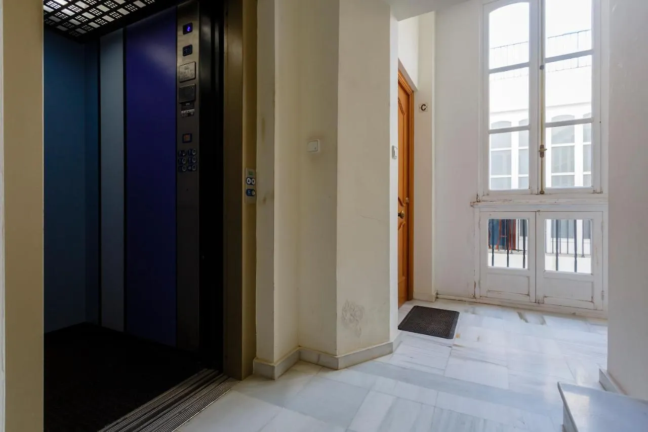 Serenissima Apartment By Cadiz4Rentals