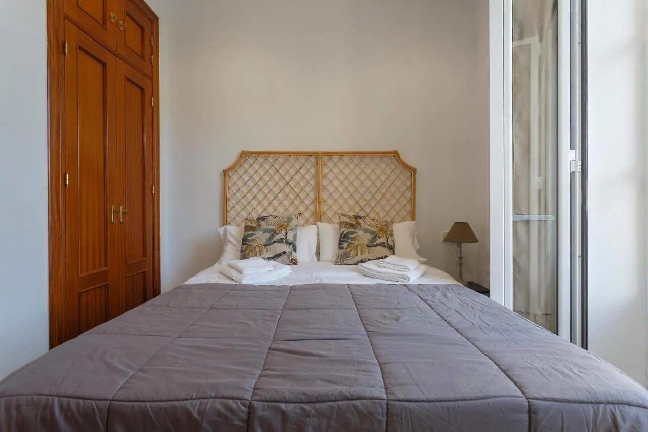Serenissima Apartment By Cadiz4Rentals