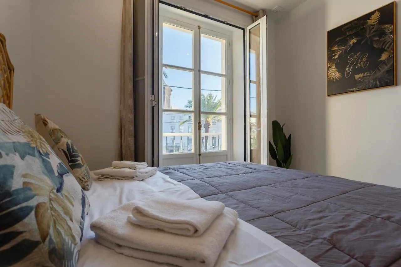 Serenissima Apartment By Cadiz4Rentals 0*,